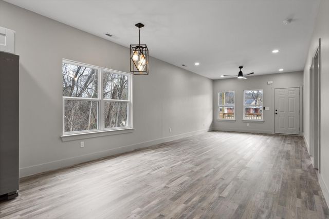 1701 Roanoke Avenue, Chattanooga, TN 37406