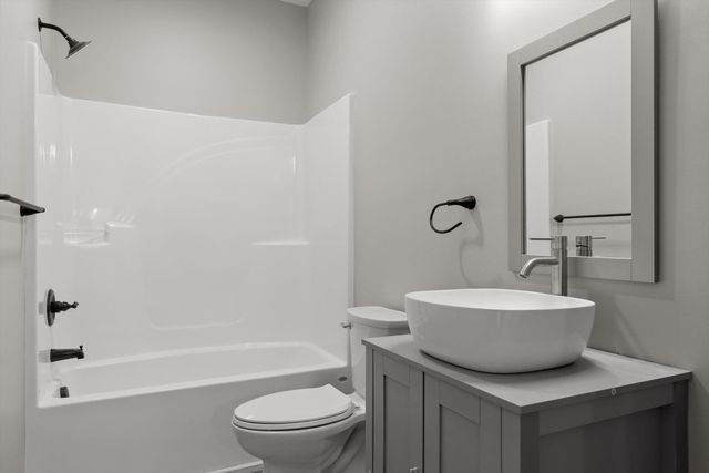 1701 Roanoke Avenue, Chattanooga, TN 37406