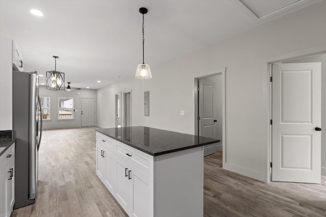 1701 Roanoke Avenue, Chattanooga, TN 37406