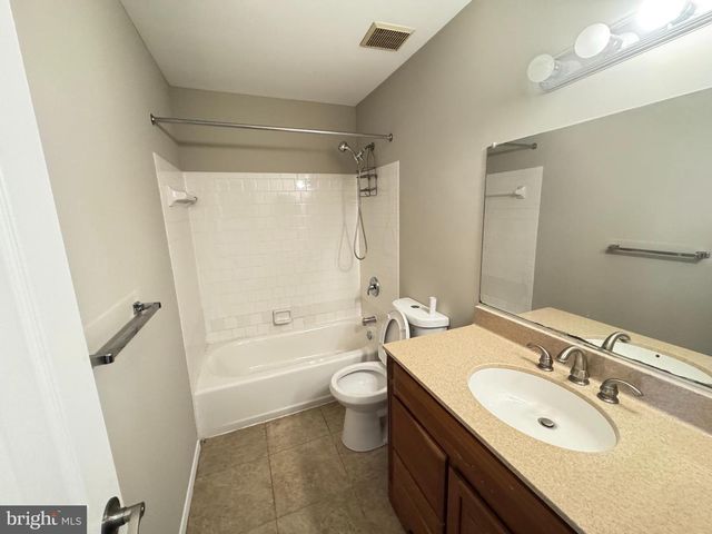 732 WILTON FARM, Catonsville, MD 21228