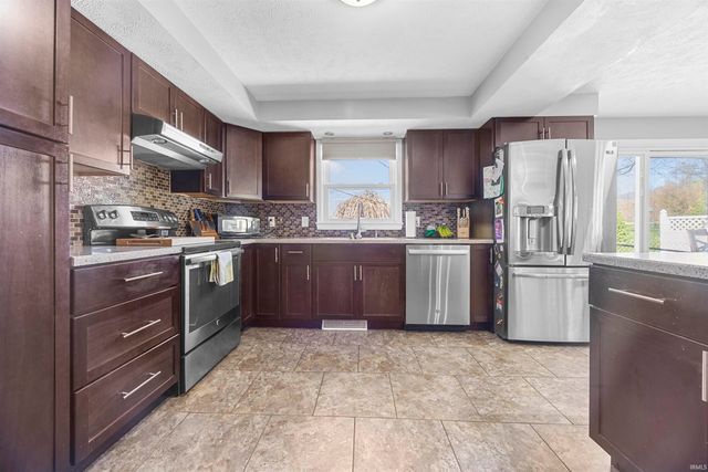 812 Giesler Road, Jasper, IN 47546