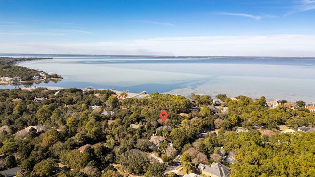 4508 Pottery Place, Destin, FL 32541