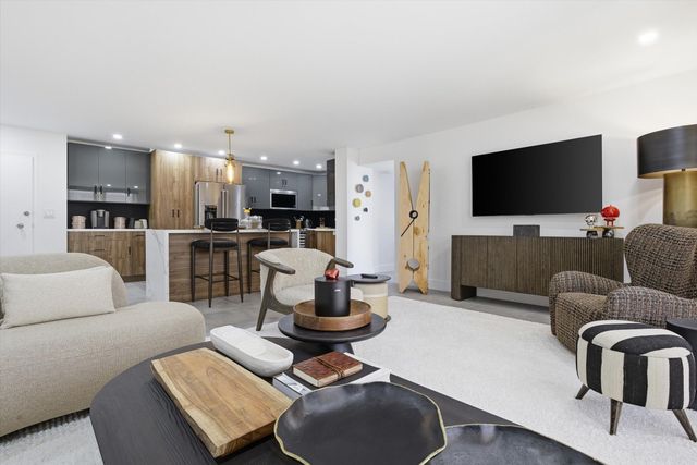 336 N Birch Road 5h, Fort Lauderdale, FL 33304