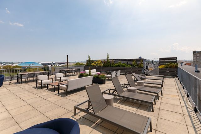 156 Porter St 331, Boston, MA 02128