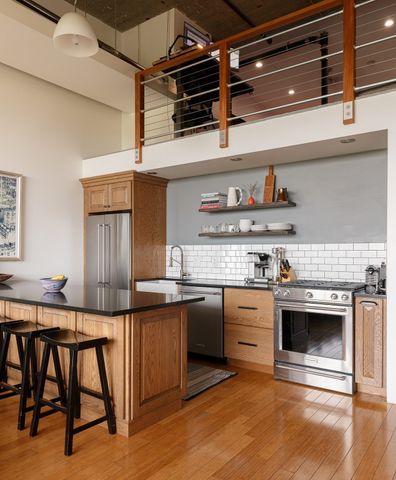 156 Porter St 331, Boston, MA 02128