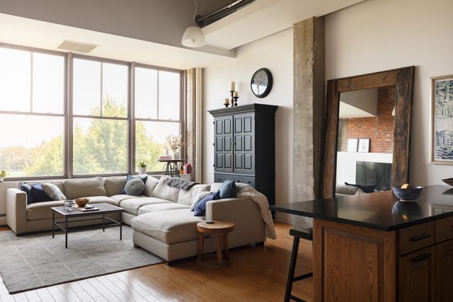 156 Porter St 331, Boston, MA 02128