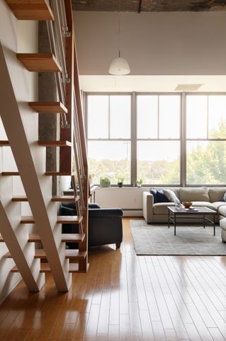 156 Porter St 331, Boston, MA 02128