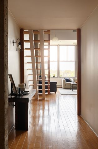 156 Porter St 331, Boston, MA 02128