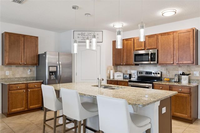 3139 BETHPAGE LOOP, Mount Dora, FL 32757