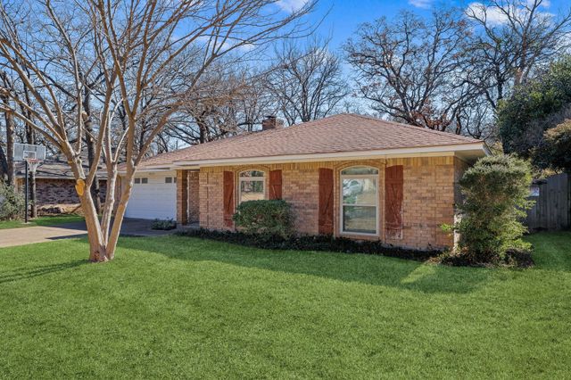 4521 Grey Dawn Drive, Arlington, TX 76017