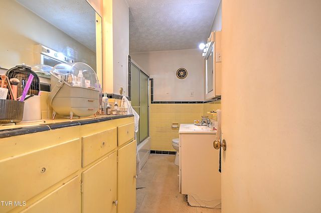 2008 Brookwood Road, Kingsport, TN 37664