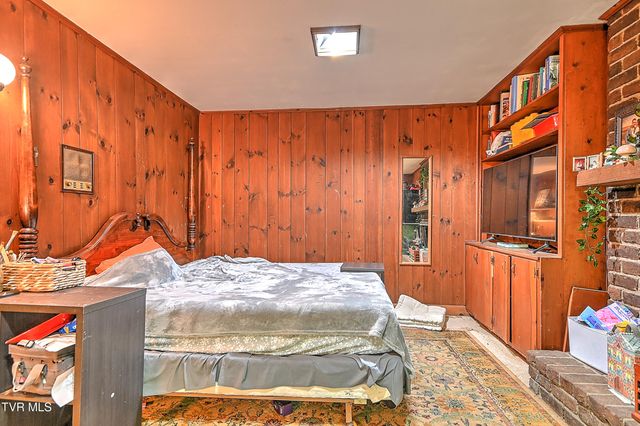2008 Brookwood Road, Kingsport, TN 37664