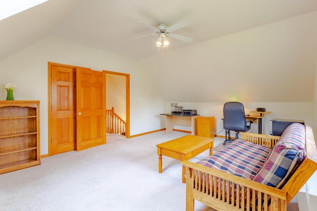 N73W22582 Edgewood LANE, Sussex, WI 53089