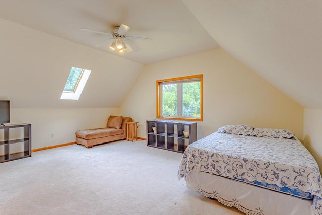 N73W22582 Edgewood LANE, Sussex, WI 53089
