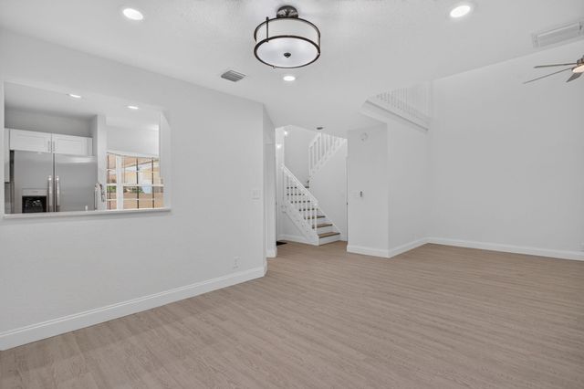 11451 Lakeview Drive 3a, Coral Springs, FL 33071