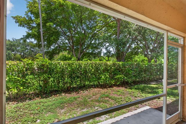 11451 Lakeview Drive 3a, Coral Springs, FL 33071
