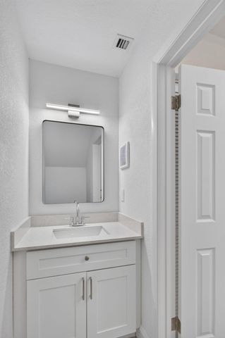 11451 Lakeview Drive 3a, Coral Springs, FL 33071