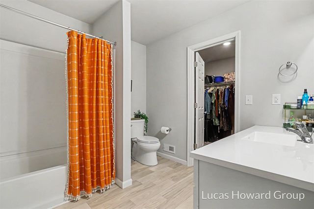 1678 Harper Grove Lane, Vicksburg, MI 49097
