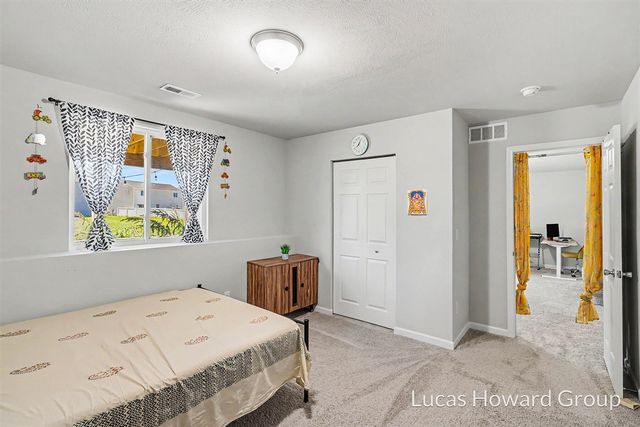 1678 Harper Grove Lane, Vicksburg, MI 49097