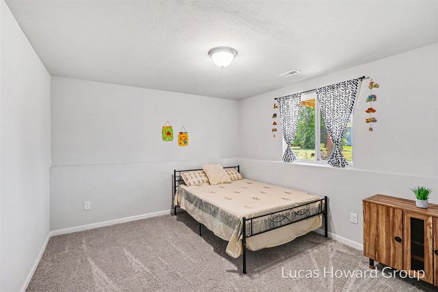 1678 Harper Grove Lane, Vicksburg, MI 49097
