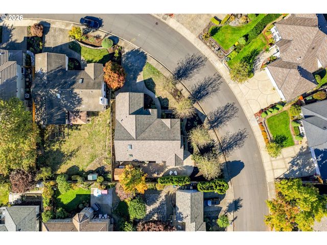 28620 Sw CRESTWOOD Dr, Wilsonville, OR 97070