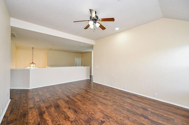 11011 Glenora Drive, Houston, TX 77065