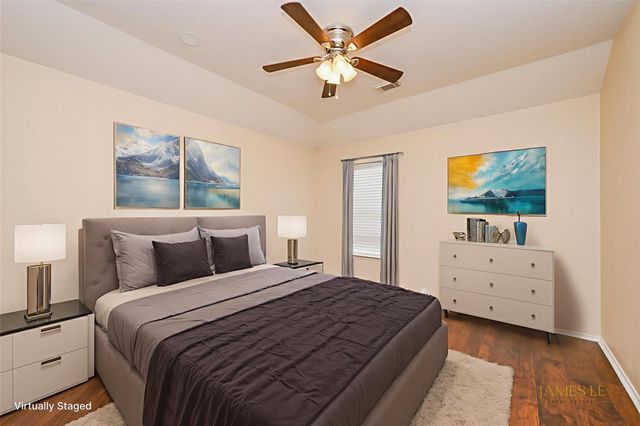 11011 Glenora Drive, Houston, TX 77065