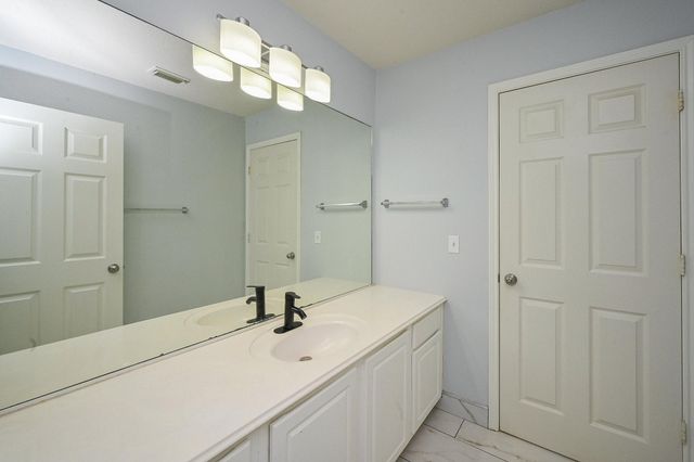 11011 Glenora Drive, Houston, TX 77065
