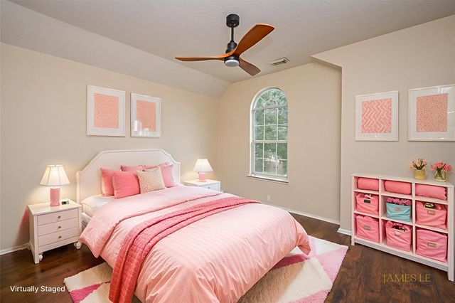 11011 Glenora Drive, Houston, TX 77065