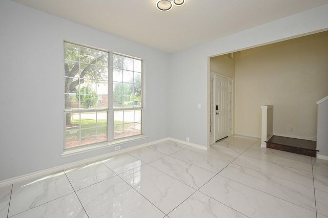 11011 Glenora Drive, Houston, TX 77065