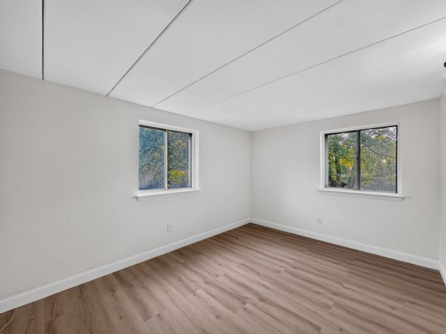 300 Commercial St 23, Braintree, MA 02184