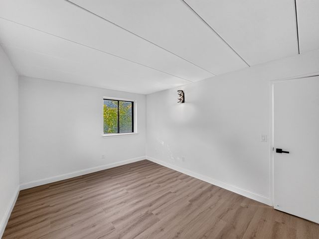 300 Commercial St 23, Braintree, MA 02184
