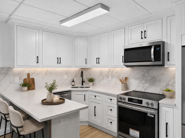 300 Commercial St 23, Braintree, MA 02184
