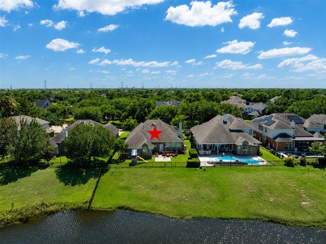 10014 Red Mesa Drive, Houston, TX 77095