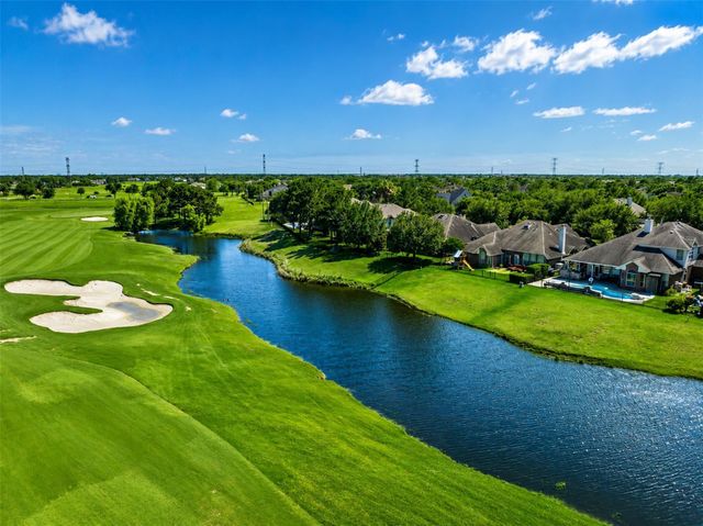 10014 Red Mesa Drive, Houston, TX 77095