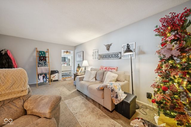 4112 E 74th Avenue, Terre Haute, IN 47805