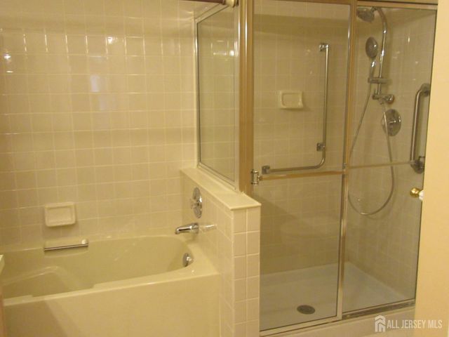 81 Winthrop Road H, Monroe, NJ 08831