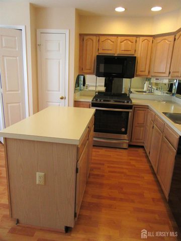 81 Winthrop Road H, Monroe, NJ 08831
