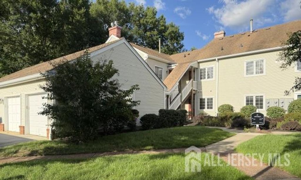 81 Winthrop Road H, Monroe, NJ 08831