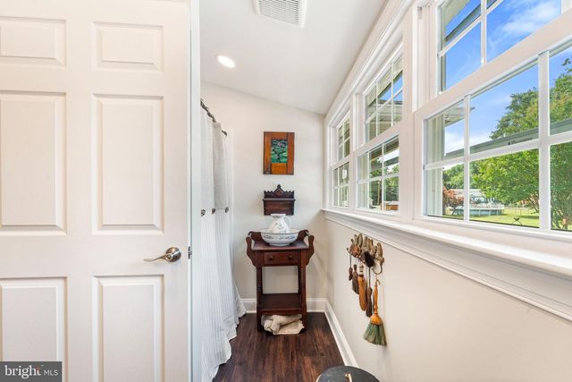 94 E PITTSFIELD ST, Pennsville, NJ 08070