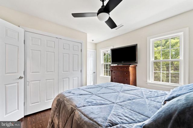 94 E PITTSFIELD ST, Pennsville, NJ 08070