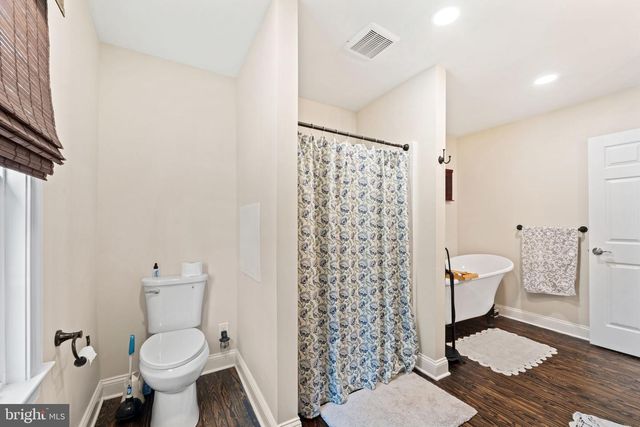 94 E PITTSFIELD ST, Pennsville, NJ 08070