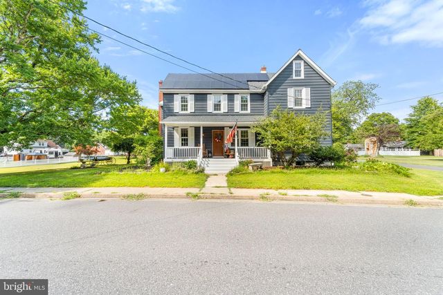94 E PITTSFIELD ST, Pennsville, NJ 08070