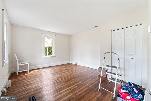 94 E PITTSFIELD ST, Pennsville, NJ 08070