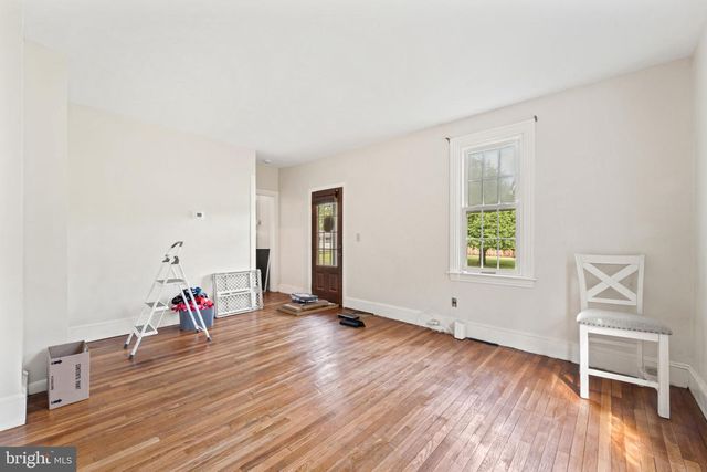 94 E PITTSFIELD ST, Pennsville, NJ 08070