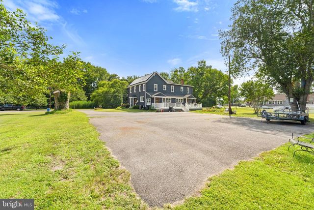 94 E PITTSFIELD ST, Pennsville, NJ 08070