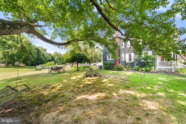 94 E PITTSFIELD ST, Pennsville, NJ 08070