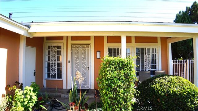 12202 Viarna, Cerritos, CA 90703
