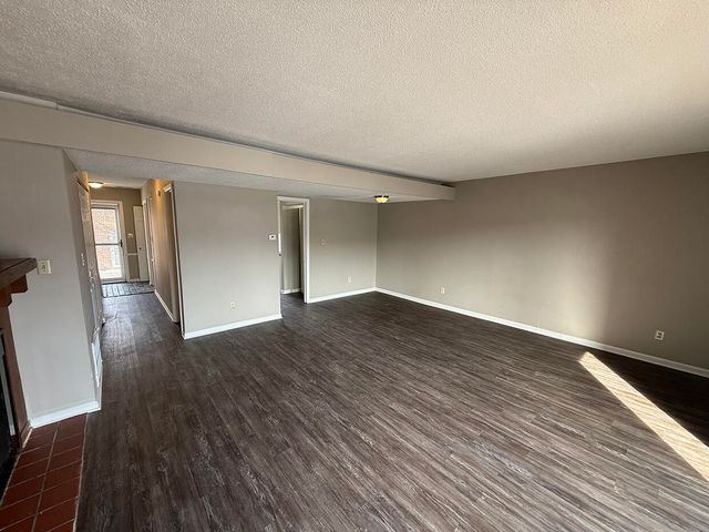 1201 S OLD HWY 63 108, Columbia, MO 65201