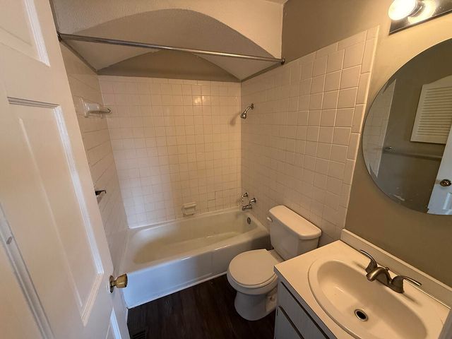 1201 S OLD HWY 63 108, Columbia, MO 65201